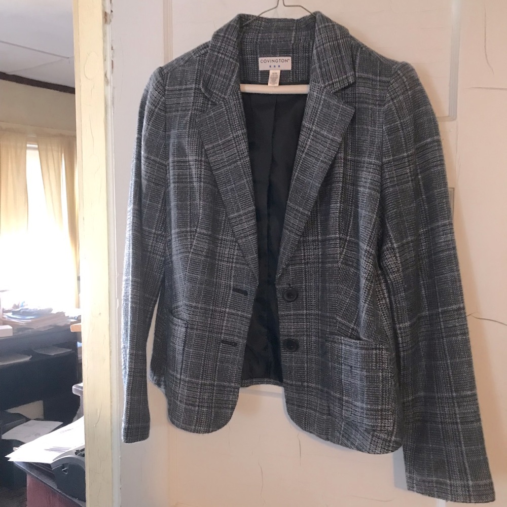 Like new suit jacket